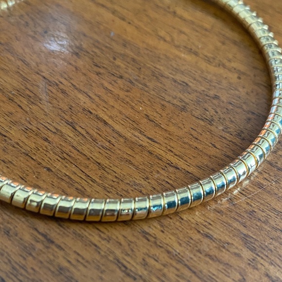 Elegant Gold-Tone Coil Bracelet - Picture 3 of 6